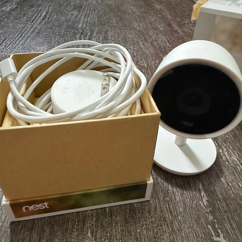 Google Nest Cam IQ Indoor Security Camera White 1080p HD WiFi Smart Home‎